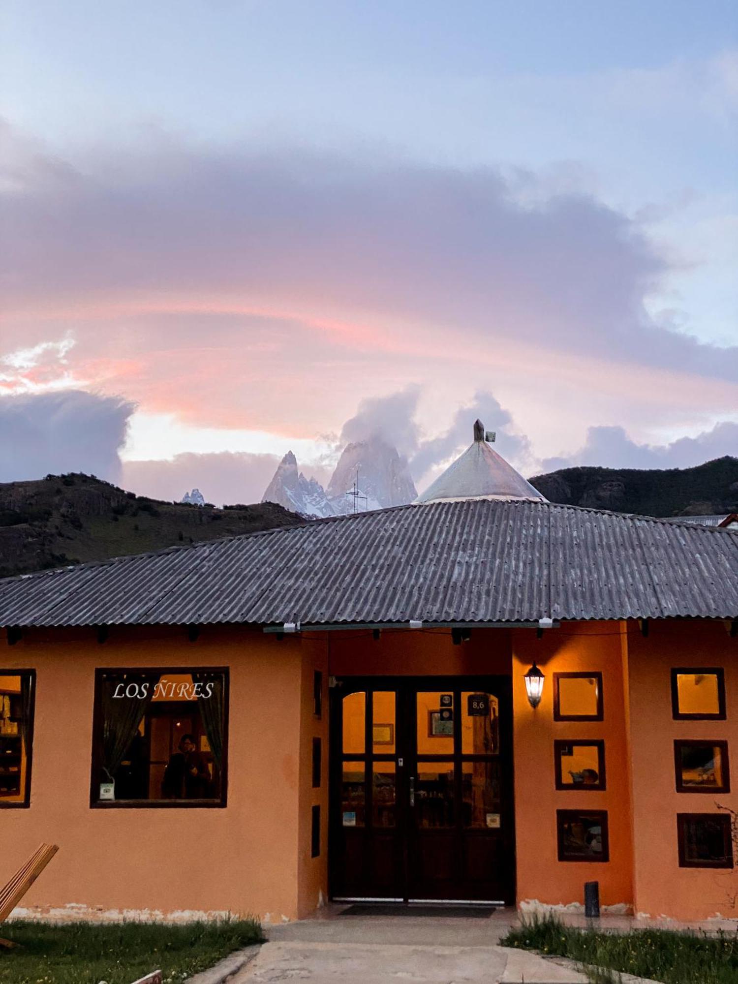 Hosteria Los Nires Hotel El Chalten Bagian luar foto