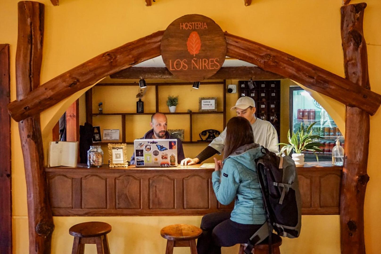 Hosteria Los Nires Hotel El Chalten Bagian luar foto